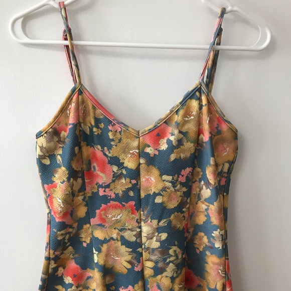 AMERICAN RAG BOW BACK FLORAL ROMPER - Picture 4 of 9
